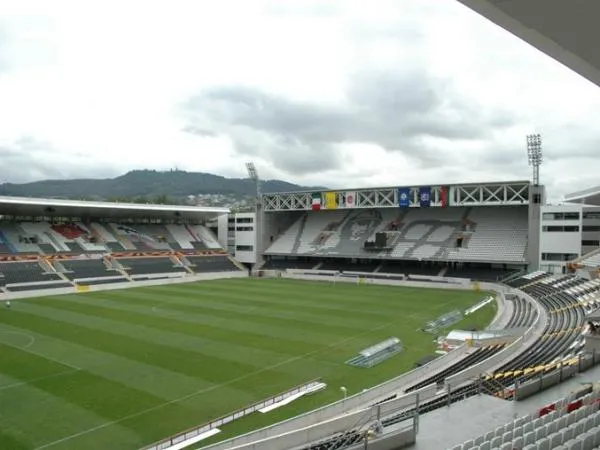 Estádio Dom Afonso Henriques - стадион на Гимараеш