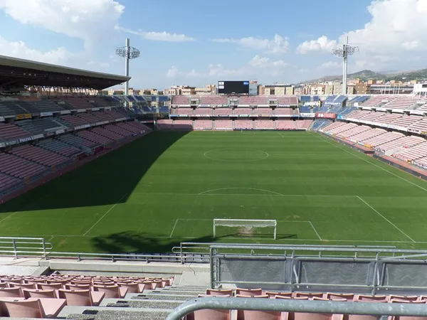 Estadio Nuevo Los Cármenes - стадион на Гранада КФ