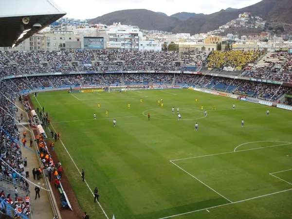 Estadio Heliodoro Rodríguez Lopéz - стадион на Тенерифе