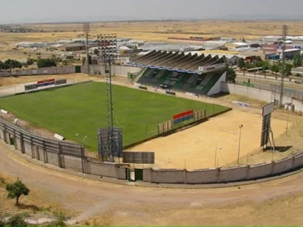 Estadio Príncipe Felipe - стадион на Касереньо