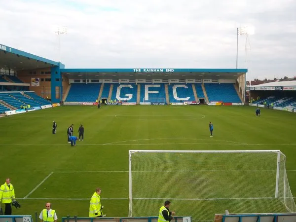 Priestfield Stadium - стадион на Джилингам