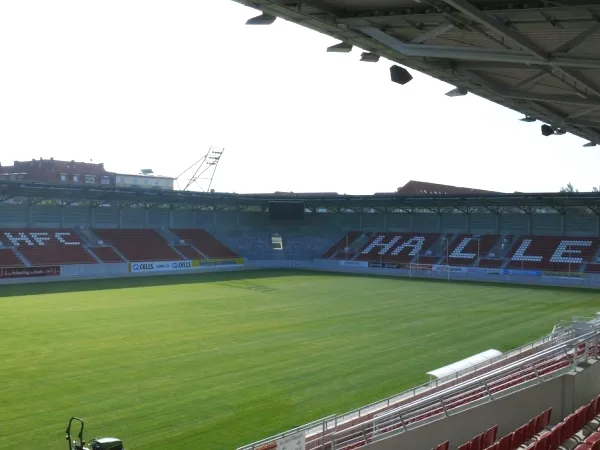 Leuna Chemie Stadion - стадион на Халешер ФК