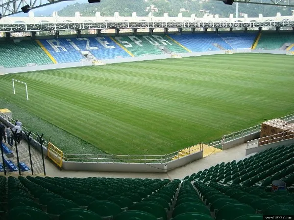 Чайкур Диди — стадион на Ризеспор